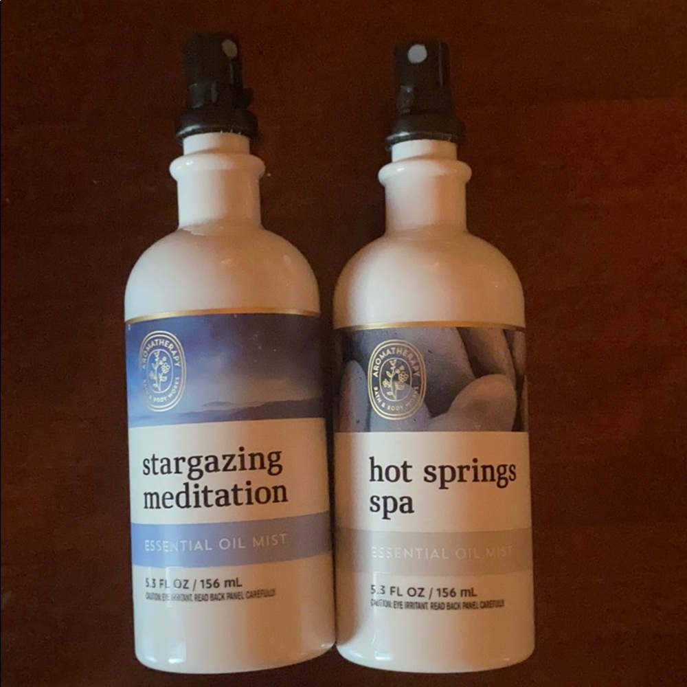 BATH & BODY WORKS AROMATHERAPY SPRAYS